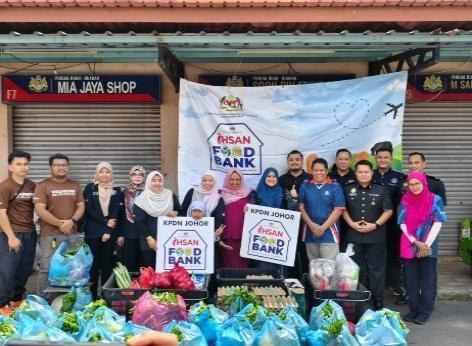 Ihsan Foodbank: Food assistance for the local community.
