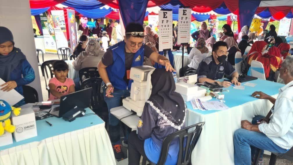 Community eye health screening: Kampung FELDA Sungai Kelamah, Negeri Sembilan.