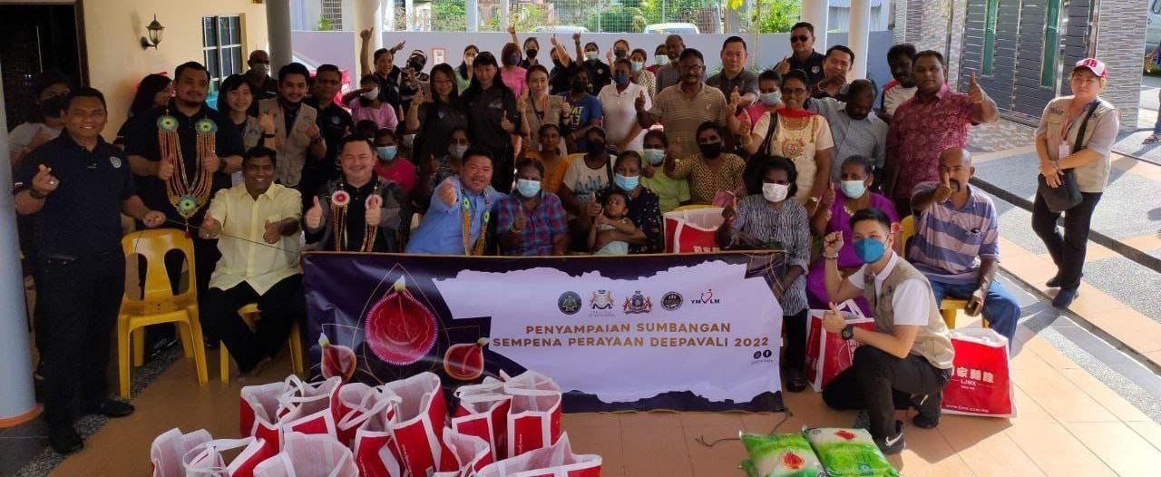 Prepared meal assistance: Food contributions during Chinese New Year.